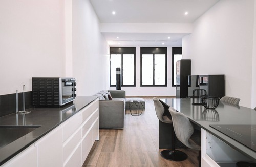 Provencals del Poblenou Apartment | Duplex Oasis with Terrace, Pool, BBQ & Free Parking