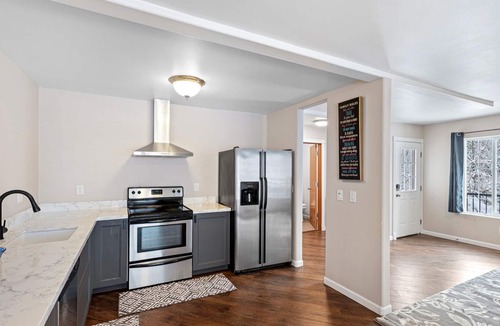 Echo Lake House | Duplex on acreage with large deck and beautiful outdoor space