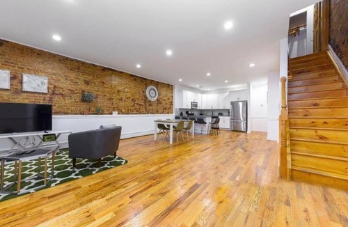 Ocean Hill House | Duplex on the Parkway