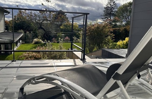 Saint-Prix Apartment | Duplex "PARIS" near JO 2024, garden, terrace, view on PARIS, sauna