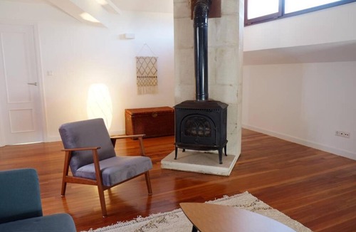 Olaeta Apartment | Duplex precioso con jacuzzi, sauna y chimenea .