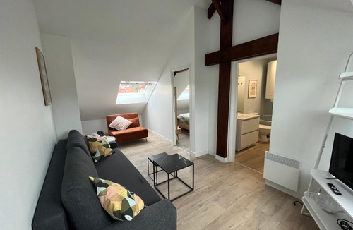 Dernier Sou Apartment | duplex refait à neuf