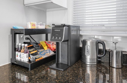 Wellington-Harrington Apartment | Duplex Rooftop near MIT/Kendall/Harvard with 2 FREE Parking!