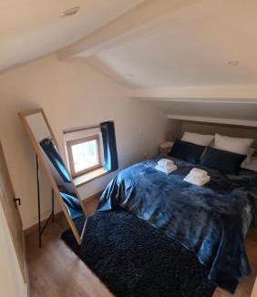 Riom Apartment | Duplex Sauna Cinéma