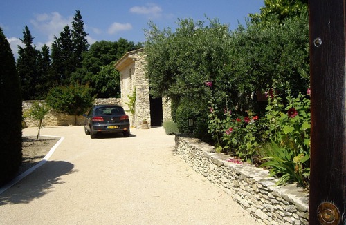 Tavel Apartment | DUPLEX STUDIO IN TAVEL 'Entre Pierre et Vigne'