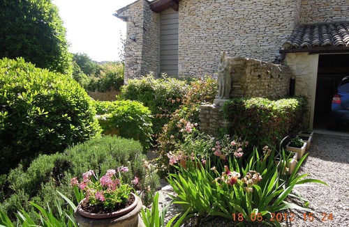 Tavel Apartment | DUPLEX STUDIO IN TAVEL 'Entre Pierre et Vigne'