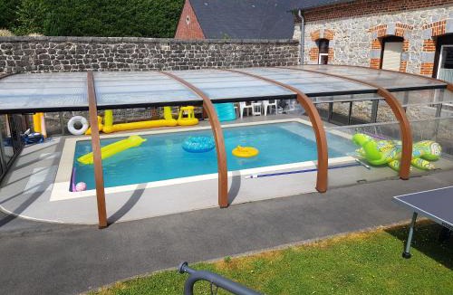 Saint-Hilaire-sur-Helpe House | Duplex Swimming Cats