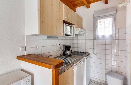 Esquieze-Sere Apartment | Duplex T3, 7 pers, quiet, terrace, parking, near Luz-Saint-Sauveur