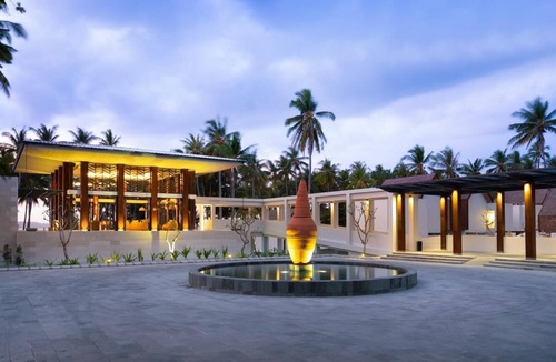 Pemenang Villa | Duplex Villa with Private Pool and Beach Access 5