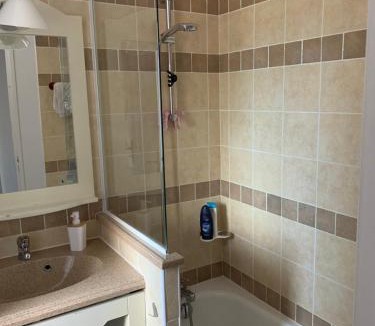 Rouret Apartment | Duplex village vacances Grospierres