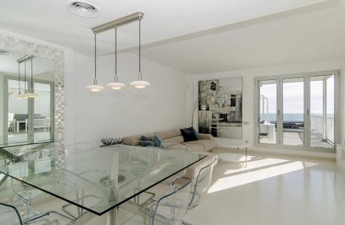 Sant Pere de Ribes Apartment | Duplex vistas mar con piscina
