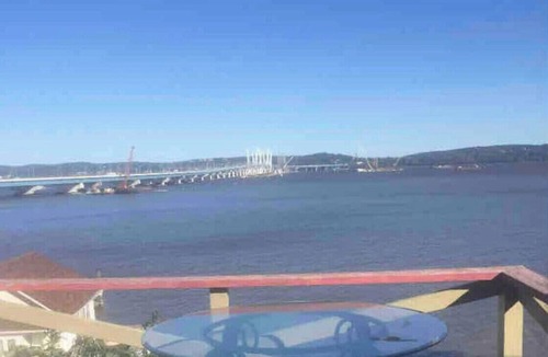 Nyack House | Duplex WATERFRONT HOME