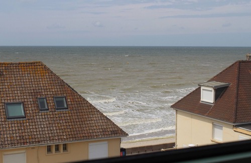 Fort-Mahon-Plage Apartment | Duplex with balcony, elevator, and parking in Fort-Mahon-Plage