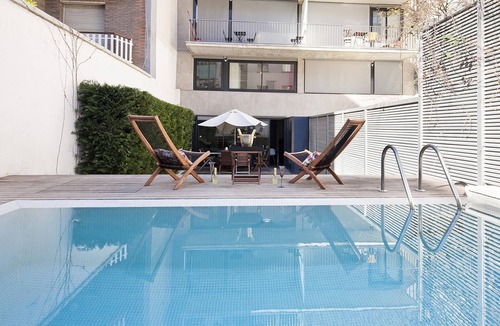 Sant Gervasi Apartment | Duplex with Exclusive Garden and Pool for 10