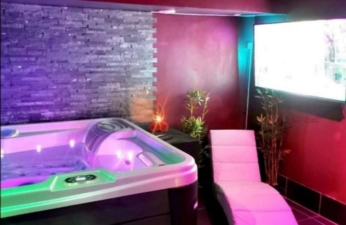 Neuf-Mesnil House | Duplex with private spa