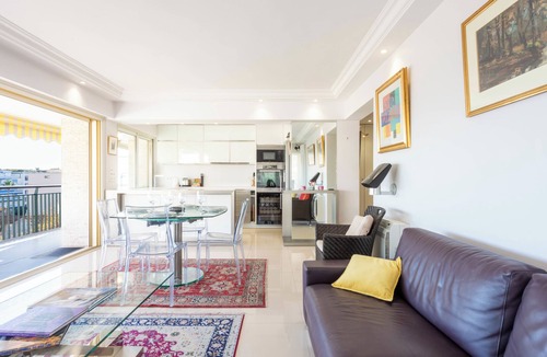 Pointe Croisette Apartment | Duplex with Rooftop and Sea View – Palm Beach