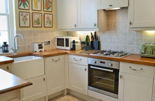 St Margaret's at Cliffe House | Durdrich Cottage