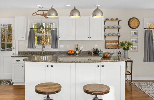 Durham House | Durham Retreat: Deck, Grill, Firepit, 10 mins from Duke & Downtown
