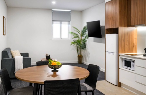 Glenelg Apartment | Durham Serviced Apartments