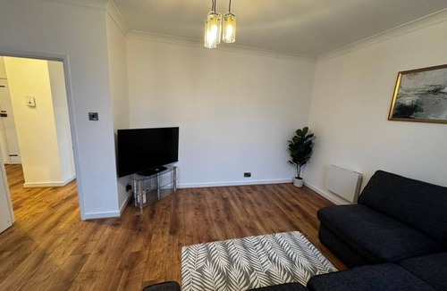 Chelmsford Apartment | Durrant Apartment by Stays Accommodation