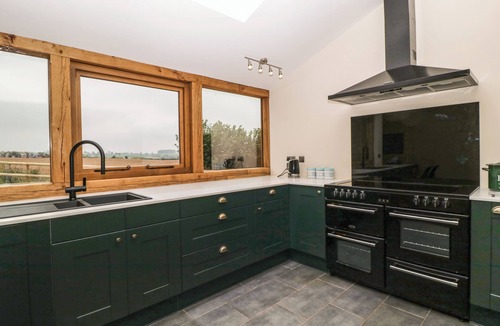 Little Cowarne Cottage | DURSTONE COTTAGE, pet friendly, with open fire in Pencombe