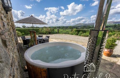 Higher Walton House | Dusty Clough Barn