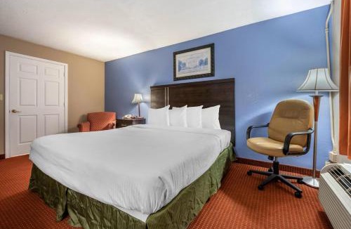 Lancaster Hotel | Dutchland Motel