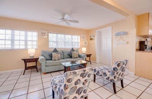 Uptown - Upper Duval House | Duval Hideaway