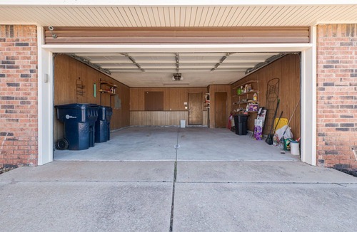 Oklahoma City Cottage | DW Cottage - Close to Restaurants and Shopping!