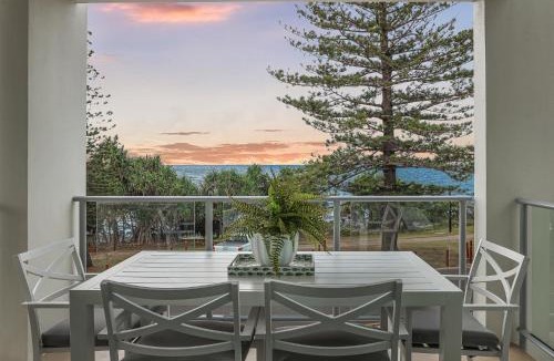 Bargara Apartment | Dwell at 38, Oceanfront Apartment