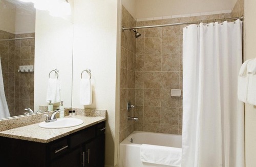 Montgomery Apartment | Dwella at 79 Commerce Street