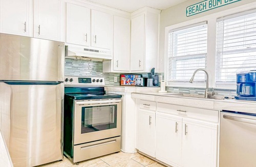 North Myrtle Beach House | DWs Oceanfront Beach House Huge Sun Deck