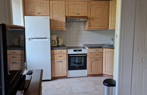 Saint-Maurice-en-Cotentin House | Dy flowers Saint-Maurice-en-Cotentin