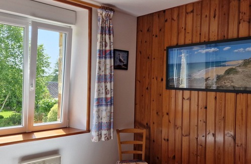 Saint-Maurice-en-Cotentin House | Dy flowers Saint-Maurice-en-Cotentin