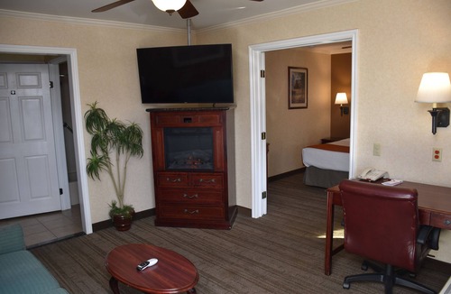 Redlands Hotel | Dynasty Suites Redlands