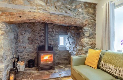 Dinas House | Dyserth