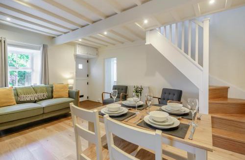 Dinas House | Dyserth