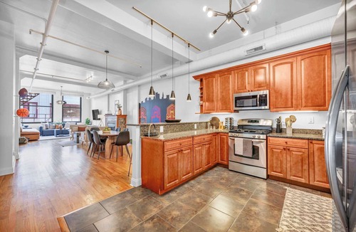Gateway District Apartment | E. 4th St Loft | Steps to Cavs & House of Blues