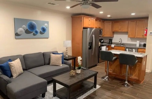 Highlands - Perkins Apartment | E-Beautiful Apartment/Customed Luxury Design Apartment E