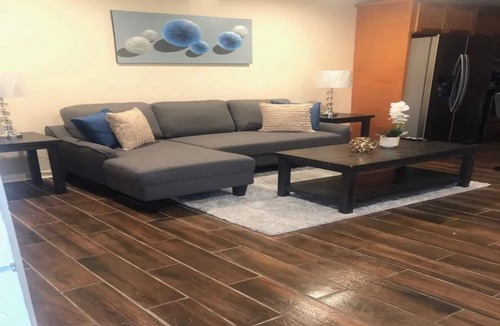 Highlands - Perkins Apartment | E-Beautiful Apartment/Customed Luxury Design Apartment E