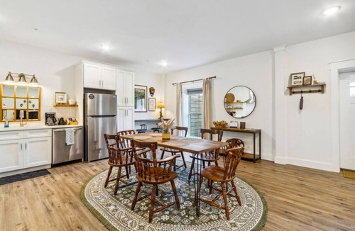 St. Marys Apartment | #E Doe Run Inn - DT - Short Walk to Waterfront