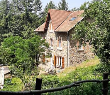 La Monnerie-le-Montel House | E lu chantauziau