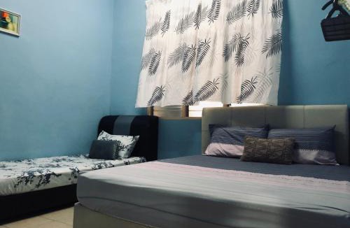 Kuala Rompin House | E&Y Inn