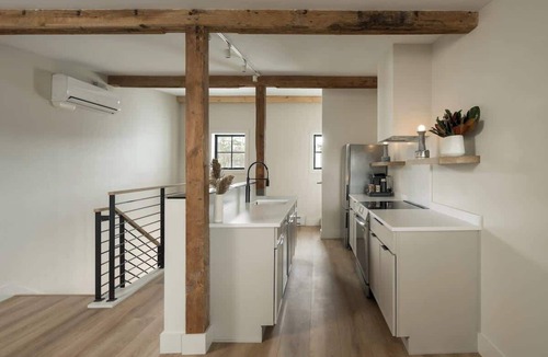 Westport Apartment | Eagle at the Mill - 2