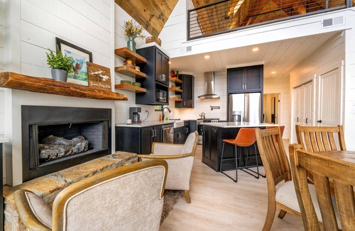 Drasco Cabin | Eagle Bluff Cabin at Greers Ferry Lake