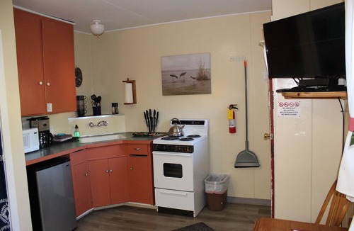 Ocean Park Cottage | Eagle Cottage- 1 bedroom