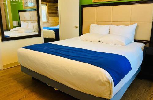 Chemult Hotel | Eagle Crater Lake Inn