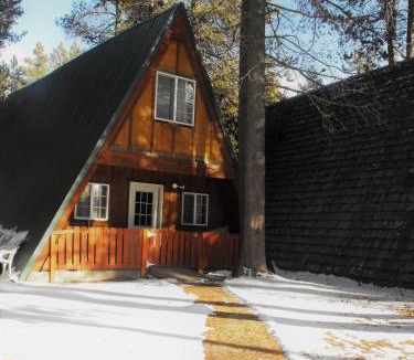 Chemult Hotel | Eagle Crater Lake Inn