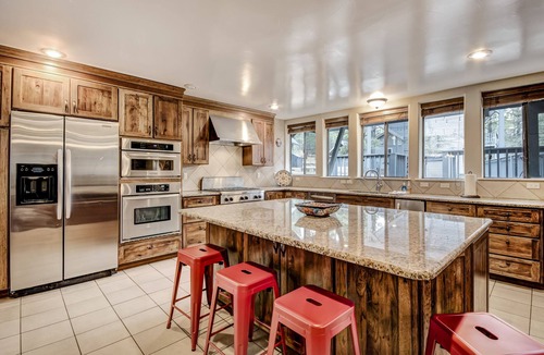 Ruidoso Cabin | Eagle Creek Retreat | Park-Like Setting, Hot Tub, Privacy, Guest House