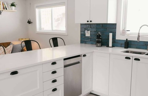 Greater Madawaska Cottage | Eagle Crest Trail Cottage with Hot Tub